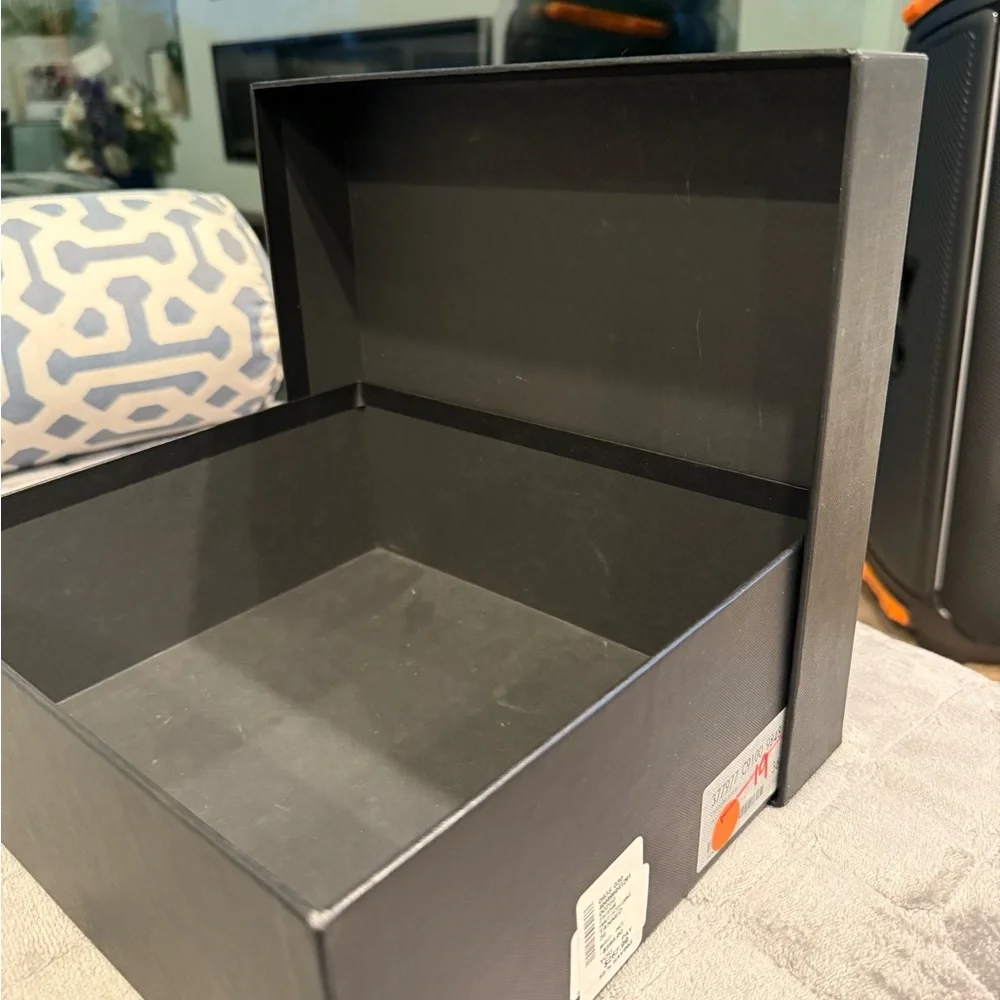 Saint Laurent Elegant Black Packaging ! EMPTY ! - Picture 3 of 5
